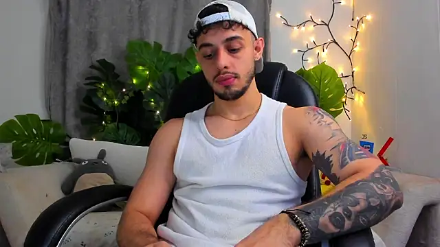 Snapshot of Austin_coljs chatting on March 2026 02:04:01 AM Austin coljs online show from March 2026 02:04:01 AM