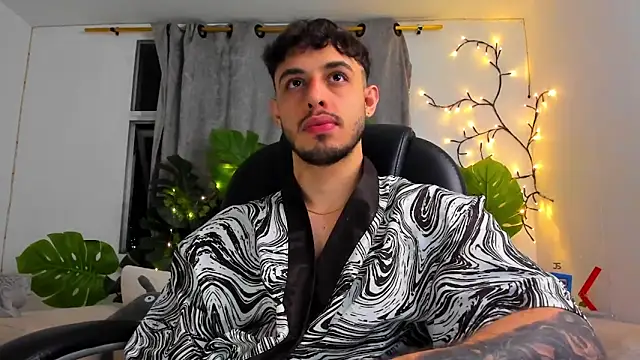 Snapshot of Austin_coljs chatting on March 2026 02:27:01 AM Austin coljs online show from March 2026 02:27:01 AM