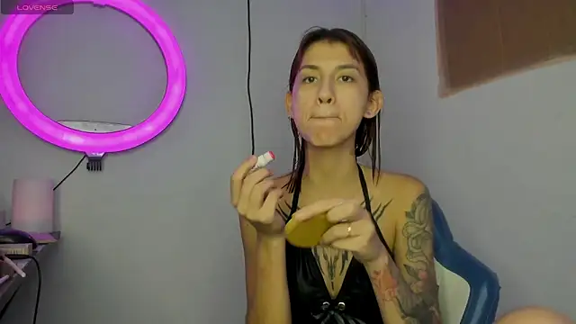 Snapshot of Hot_play18 chatting on March 2026 08:50:01 PM Hot play18 online show from March 2026 08:50:01 PM