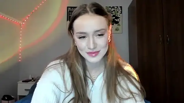 Snapshot of tinyglow chatting on March 2026 12:37:01 AM tinyglow online show from March 2026 12:37:01 AM