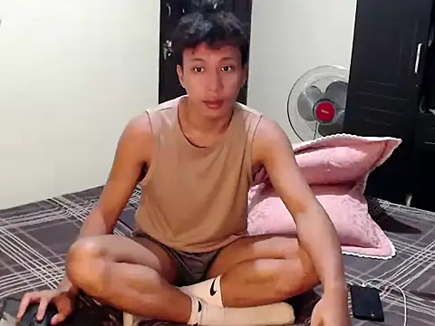 Snapshot of newgys chatting on March 2026 09:42:02 PM newgys online show from March 2026 09:42:02 PM