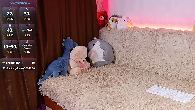 hottest tits online show from April 2026 05:10:01 PM