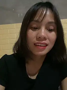 Trangbabylove online show from April 2026 04:51:01 PM