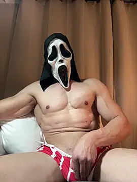 Snapshot of Luna_MaskedMan chatting on December 2025 04:33:01 PM Luna MaskedMan online show from December 2025 04:33:01 PM