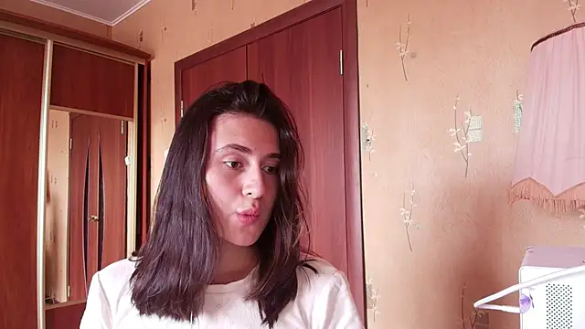 KristinaScott online show from April 2026 01:26:01 PM