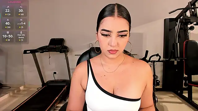 Snapshot of SophieLanne chatting on April 2026 11:24:01 PM SophieLanne online show from April 2026 11:24:01 PM