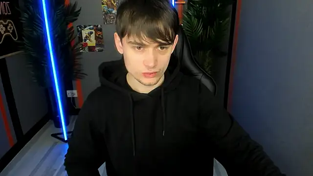 AlejandroEllias online show from January 2026 08:18:02 PM