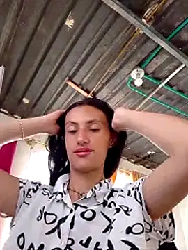 Snapshot of Milky_cielo_ chatting on December 2025 03:39:01 PM Milky cielo online show from December 2025 03:39:01 PM