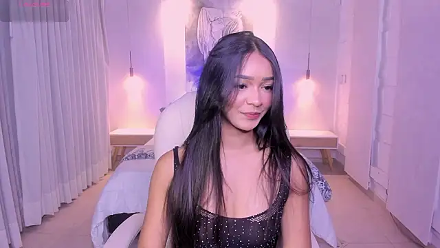 Snapshot of kylie_collins chatting on February 2026 03:47:02 AM kylie collins online show from February 2026 03:47:02 AM