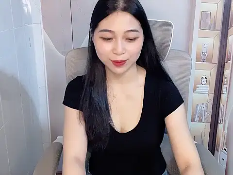 Lousii online show from April 2026 01:38:01 PM