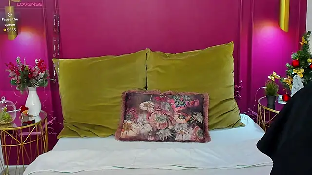 IrisMatt online show from December 2025 06:19:01 AM