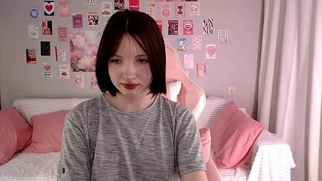 Snapshot of Lexi_Bottom chatting on December 2025 01:55:02 AM Lexi Bottom online show from December 2025 01:55:02 AM