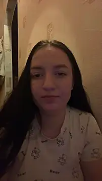 Snapshot of DianasLovex chatting on December 2025 09:24:02 PM DianasLovex online show from December 2025 09:24:02 PM