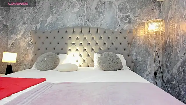 Ada Turner online show from November 2025 06:41:02 PM