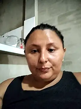 Snapshot of BWW-CINDY11 chatting on March 2026 04:14:01 PM BWW-CINDY11 online show from March 2026 04:14:01 PM