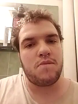 Snapshot of Ziulica chatting on November 2025 08:25:02 AM Ziulica online show from November 2025 08:25:02 AM