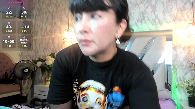 LILITH LIBELULA online show from December 2025 07:33:02 PM