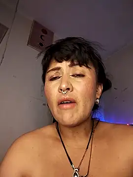 Snapshot of LILITH_LIBELULA chatting on April 2026 02:05:02 AM LILITH LIBELULA online show from April 2026 02:05:02 AM