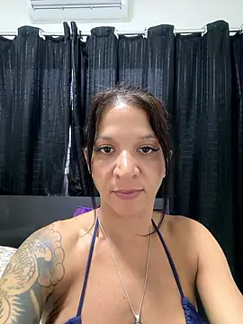 Snapshot of biadominatrix chatting on January 2026 07:16:02 PM biadominatrix online show from January 2026 07:16:02 PM