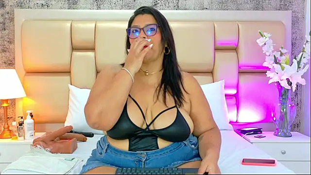 SelennaCooper online show from January 2026 11:45:02 AM