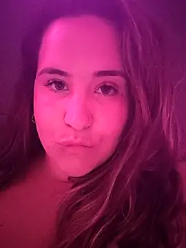 iviiiiiiiiiii online show from November 2025 01:22:01 AM