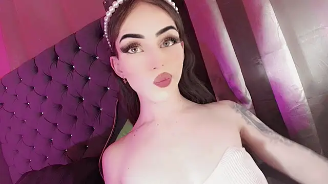 Snapshot of Baby_luxury chatting on January 2026 04:38:02 AM Baby luxury online show from January 2026 04:38:02 AM