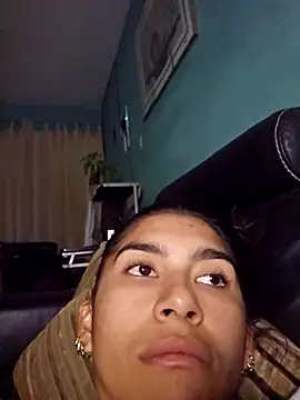 Snapshot of skinnyrox chatting on February 2026 04:09:02 AM skinnyrox online show from February 2026 04:09:02 AM