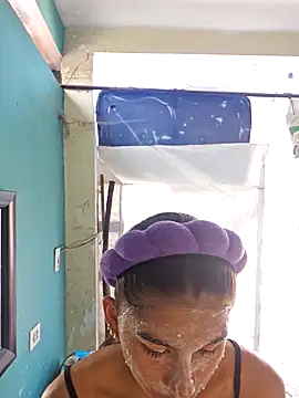 Snapshot of skinnyrox chatting on March 2026 07:39:02 PM skinnyrox online show from March 2026 07:39:02 PM