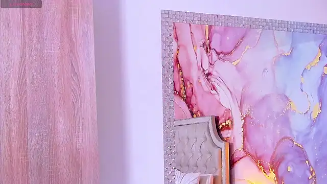 Snapshot of SalmaRroze chatting on November 2025 06:05:02 AM SalmaRroze online show from November 2025 06:05:02 AM