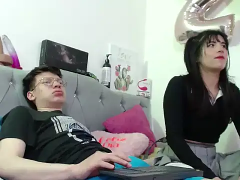 NAOMI-SENSUAL online show from November 2025 02:55:02 AM