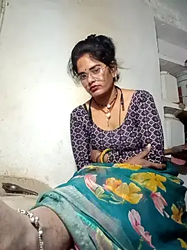 Snapshot of Menka_cut34 chatting on February 2026 04:13:02 PM Menka cut34 online show from February 2026 04:13:02 PM