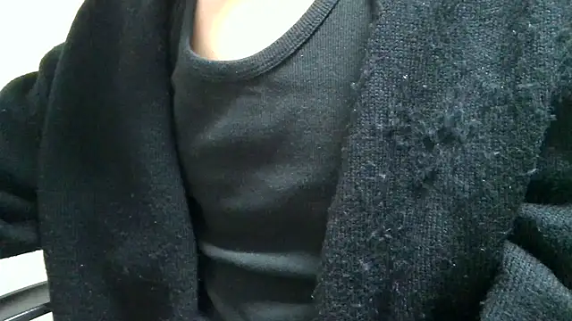 minhyuck001 online show from November 2025 12:33:01 PM