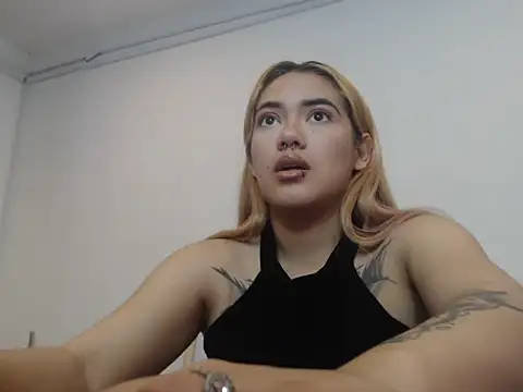 KloeeCavallier online show from February 2026 11:54:02 AM