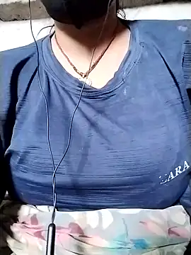 CUTE 123X online show from November 2025 09:19:02 AM