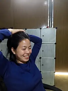 Cat-meow online show from December 2025 06:22:01 AM