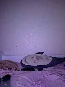 carolinakis  online show from December 2025 08:38:01 PM