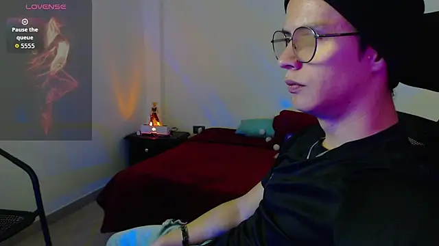 Snapshot of Brandon_starkk chatting on April 2026 09:38:01 PM Brandon starkk online show from April 2026 09:38:01 PM