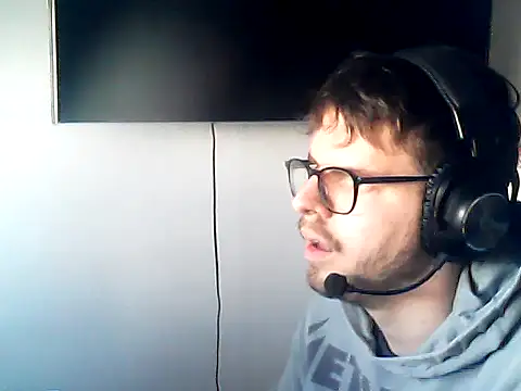 Snapshot of DesertedMonoxide chatting on March 2026 11:43:01 AM DesertedMonoxide online show from March 2026 11:43:01 AM