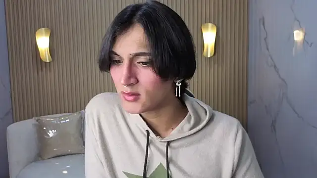 zoe tp online show from November 2025 12:53:02 PM