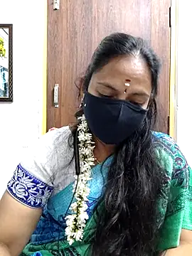 Snapshot of Queen-Neha chatting on April 2026 06:19:01 AM Queen-Neha online show from April 2026 06:19:01 AM