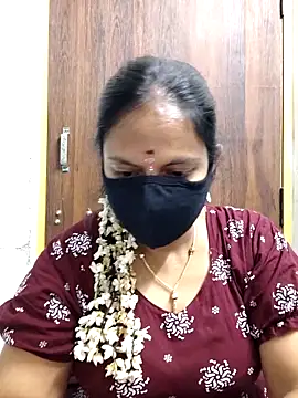 Snapshot of Queen-Neha chatting on April 2026 06:12:02 PM Queen-Neha online show from April 2026 06:12:02 PM