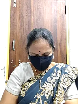 Snapshot of Queen-Neha chatting on April 2026 01:10:02 PM Queen-Neha online show from April 2026 01:10:02 PM