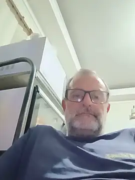nard53 online show from May 2026 11:01:04 PM