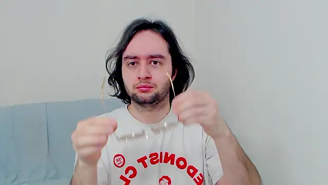 eren jaeger2000 online show from February 2026 03:21:02 AM