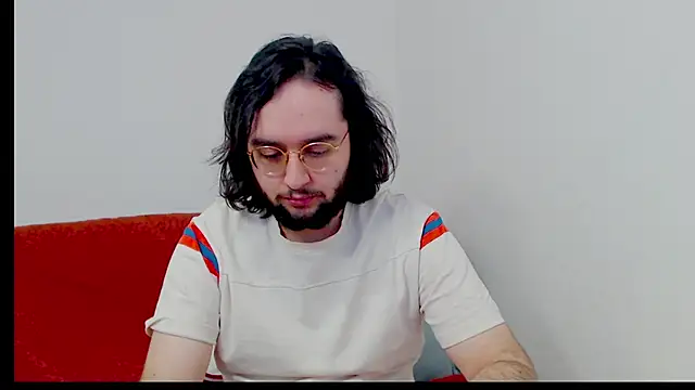 Snapshot of eren_jaeger2000 chatting on March 2026 11:33:02 AM eren jaeger2000 online show from March 2026 11:33:02 AM