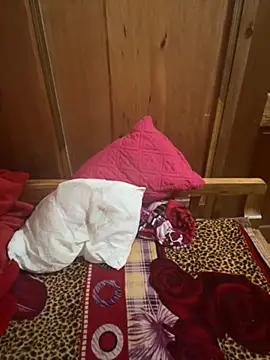 Snapshot of Hot-Today chatting on December 2025 01:42:01 PM Hot-Today online show from December 2025 01:42:01 PM