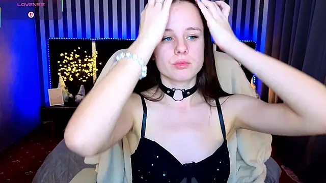 KarolinaSky online show from January 2026 01:49:01 PM