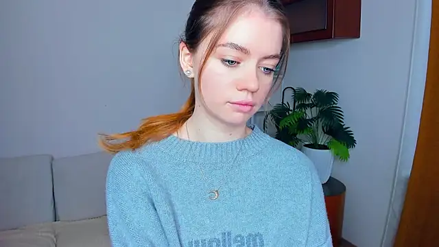 Snapshot of AngelesBenitz chatting on January 2026 07:12:01 AM AngelesBenitz online show from January 2026 07:12:01 AM