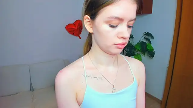 Snapshot of AngelesBenitz chatting on February 2026 06:12:02 AM AngelesBenitz online show from February 2026 06:12:02 AM