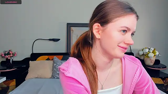 Snapshot of AngelesBenitz chatting on March 2026 07:14:02 AM AngelesBenitz online show from March 2026 07:14:02 AM